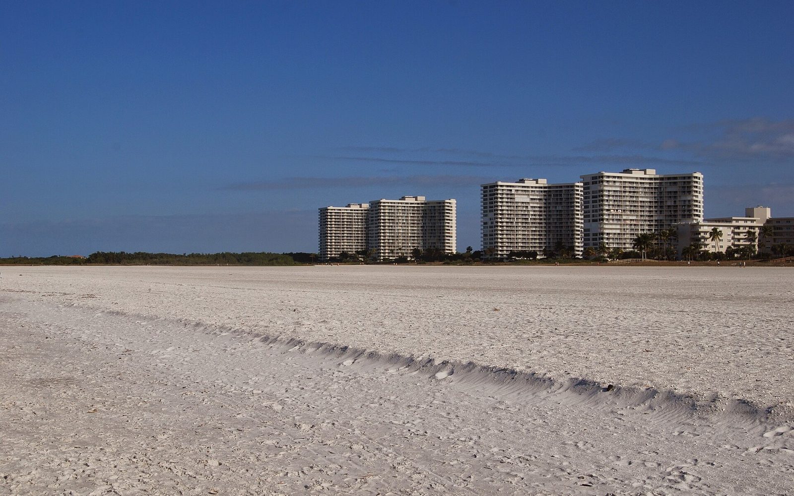 Quiet white sand beach on Marco Island