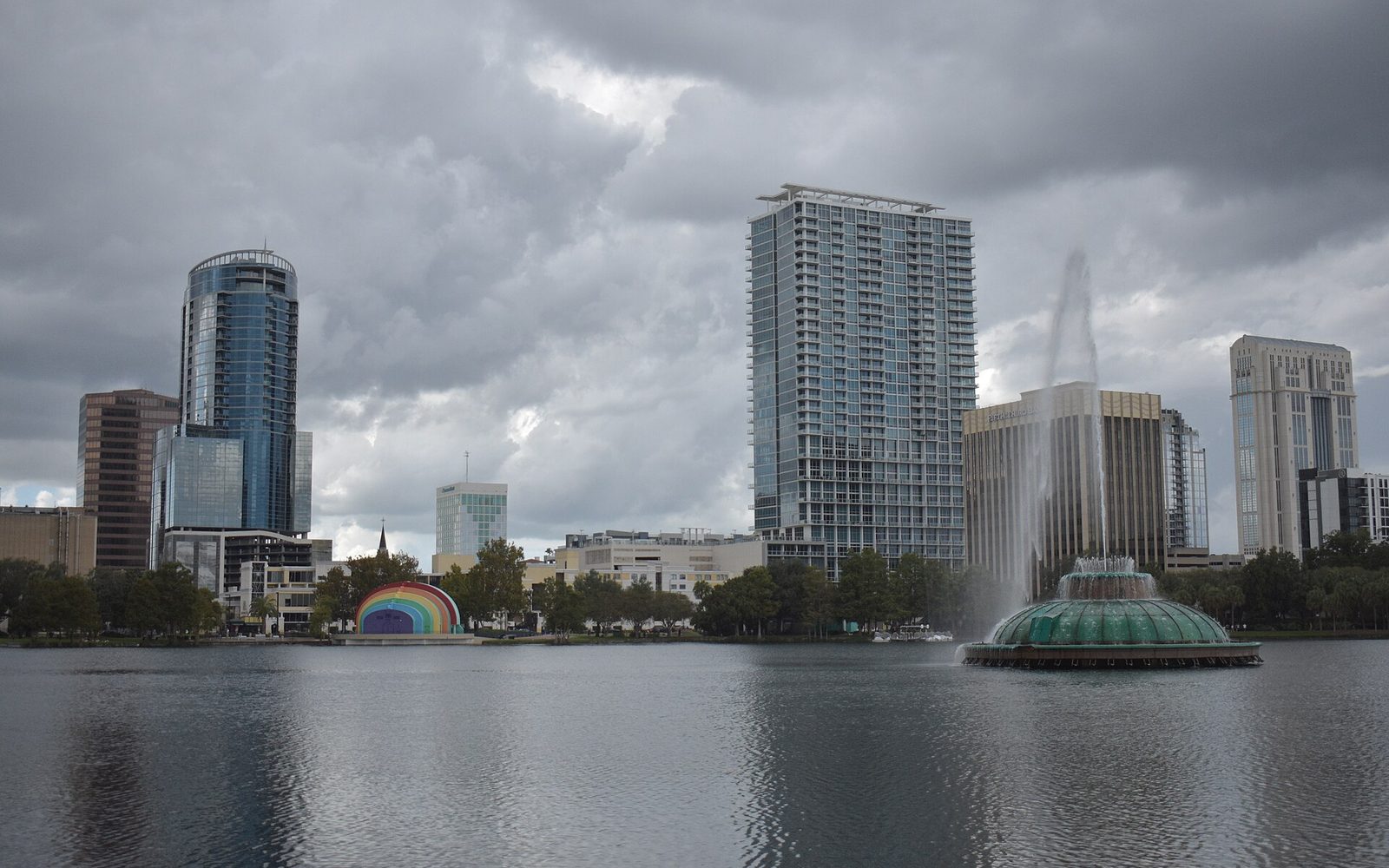 Lake Eola and the Orlando skyline